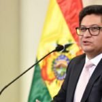 Ministro de Economía de Bolivia dando declaraciones